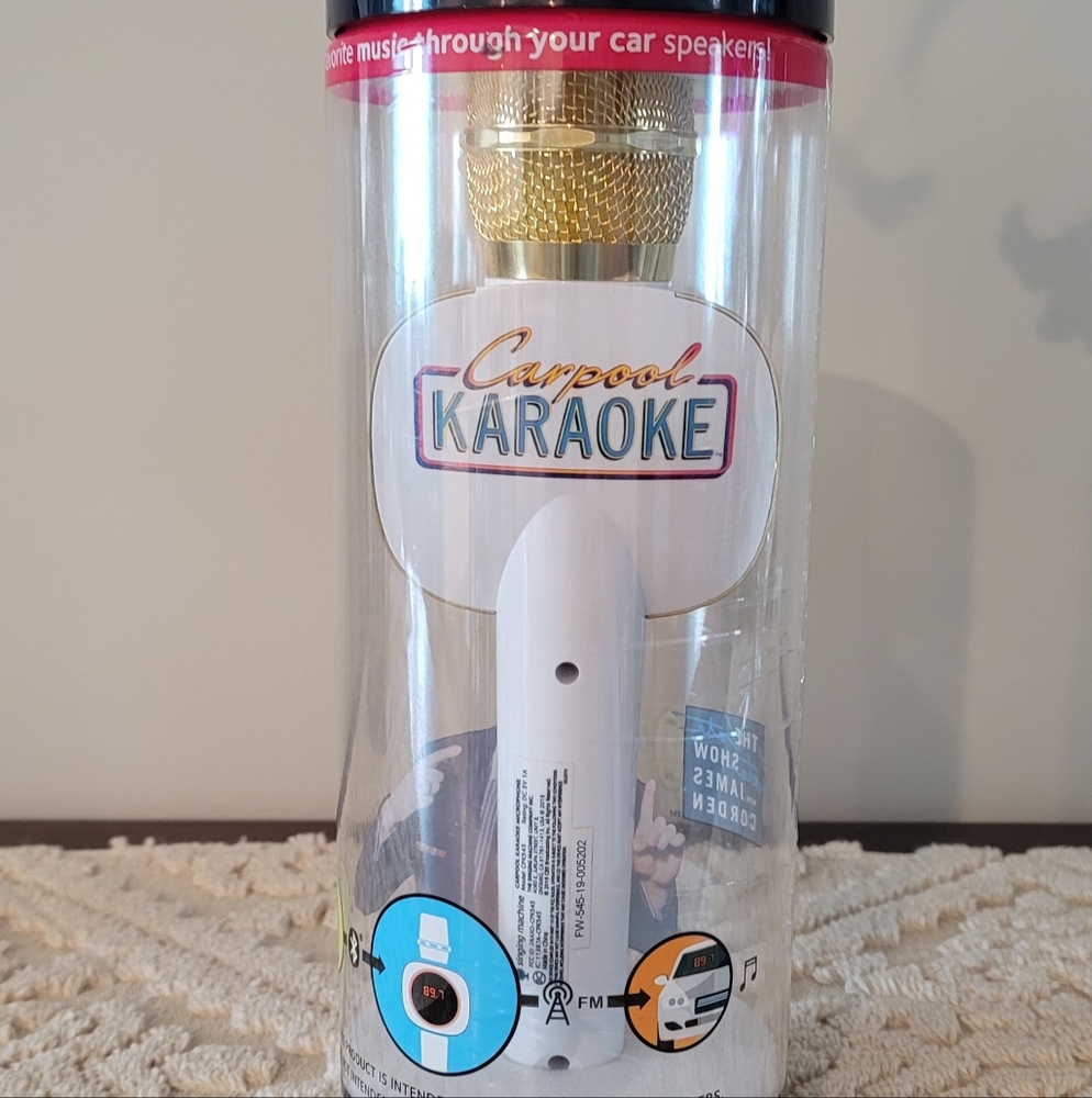 James Corden - Carpool Karaoke Mic! LIKE NEW - Picture 3 of 7